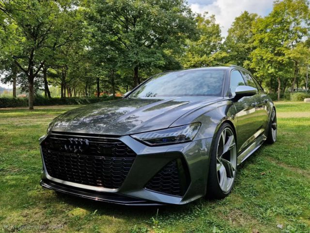 Audi RS6 Quattro 4.0 TFSI