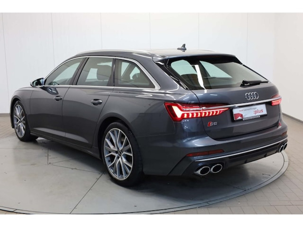Audi S6 Avant Quattro