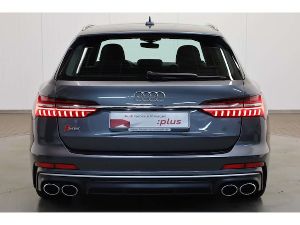 Audi S6