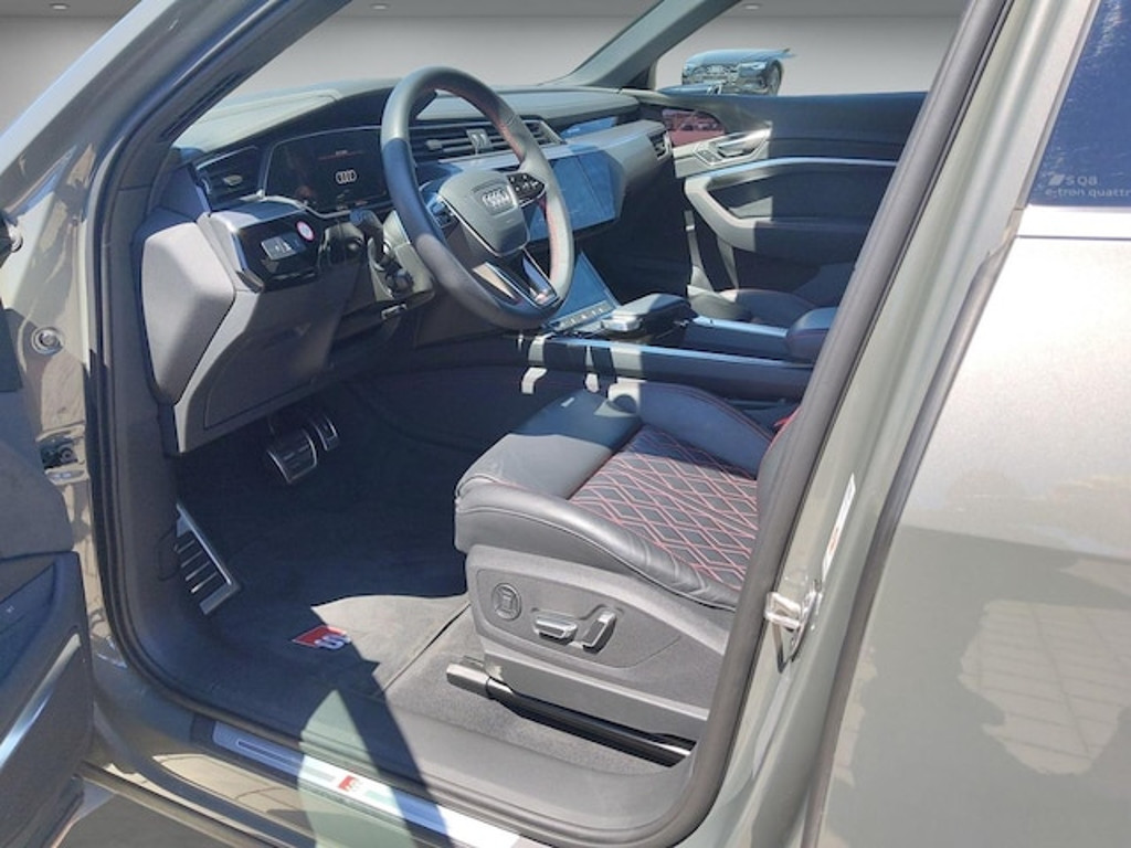 Audi Q8 e-tron