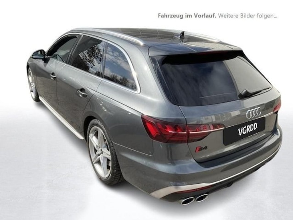 Audi S4