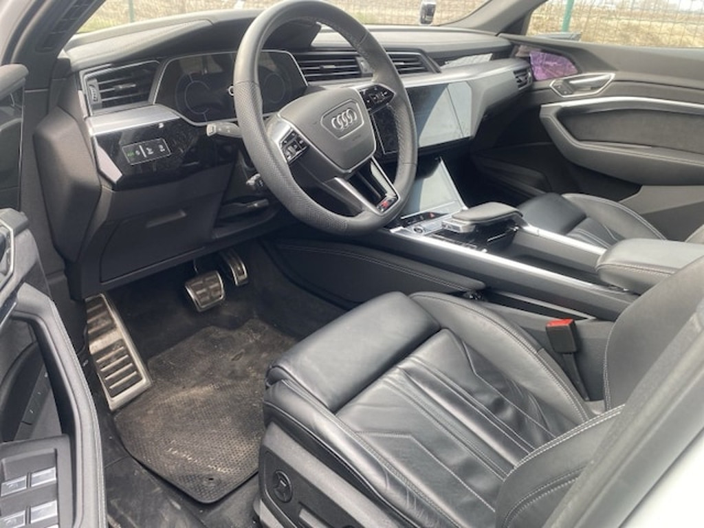 Audi Q8 e-tron