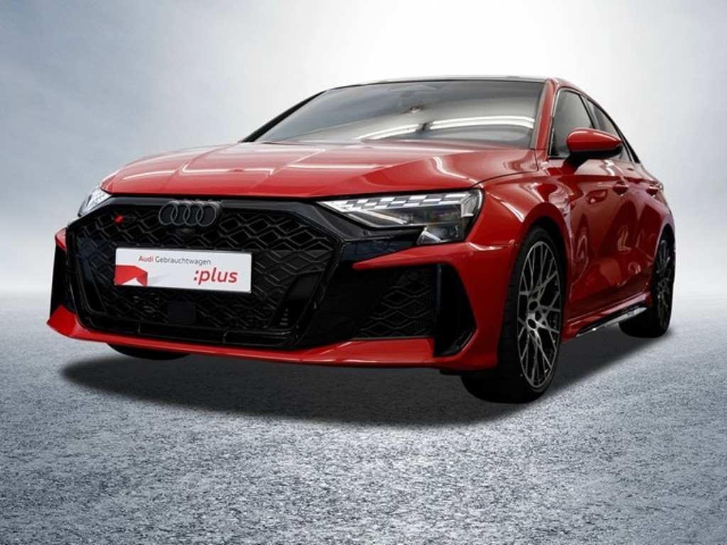Audi RS3 Sedan Quattro S-Tronic