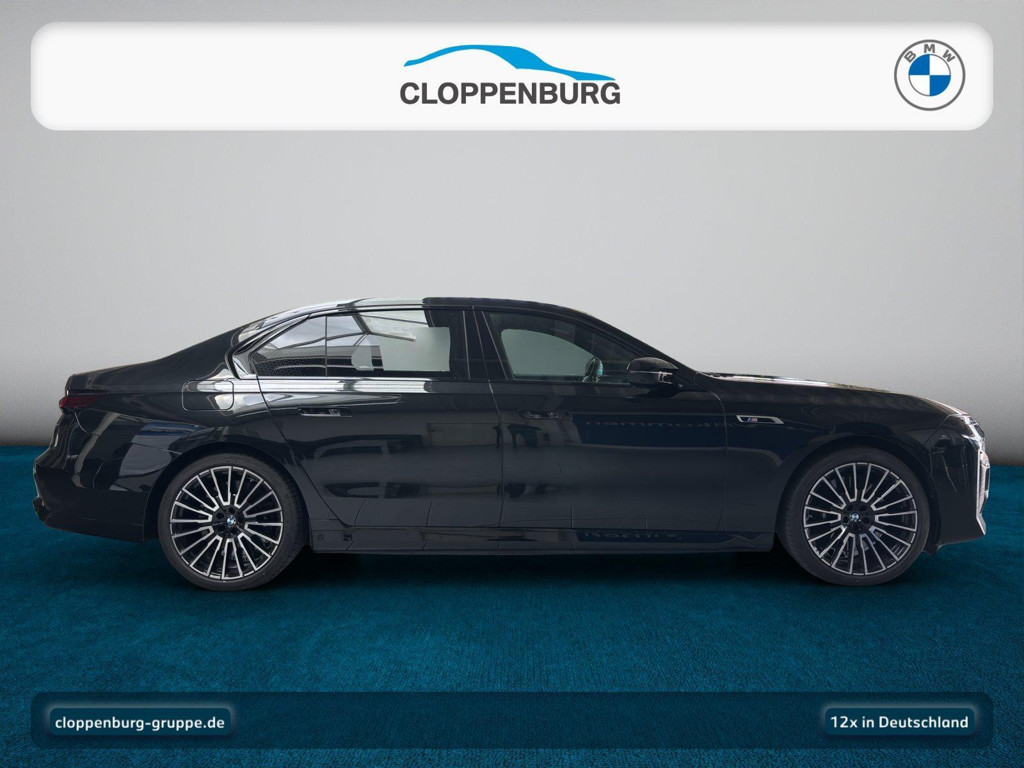 BMW M760