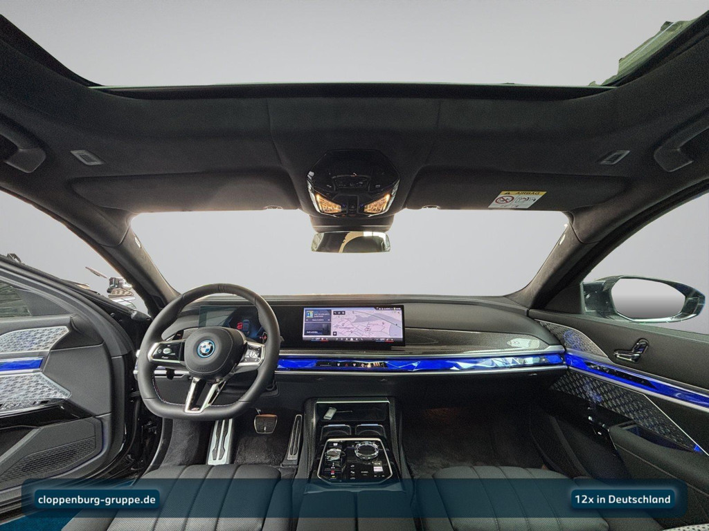 BMW M760