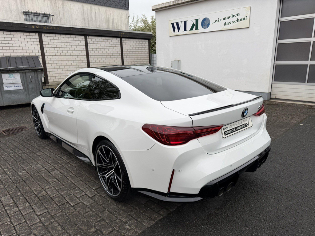 BMW M4