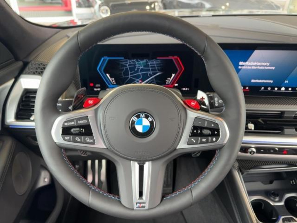 BMW XM