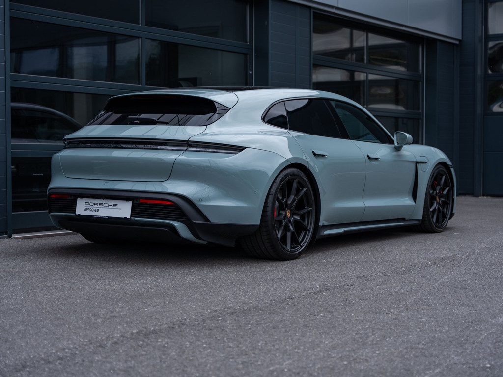 Porsche Taycan