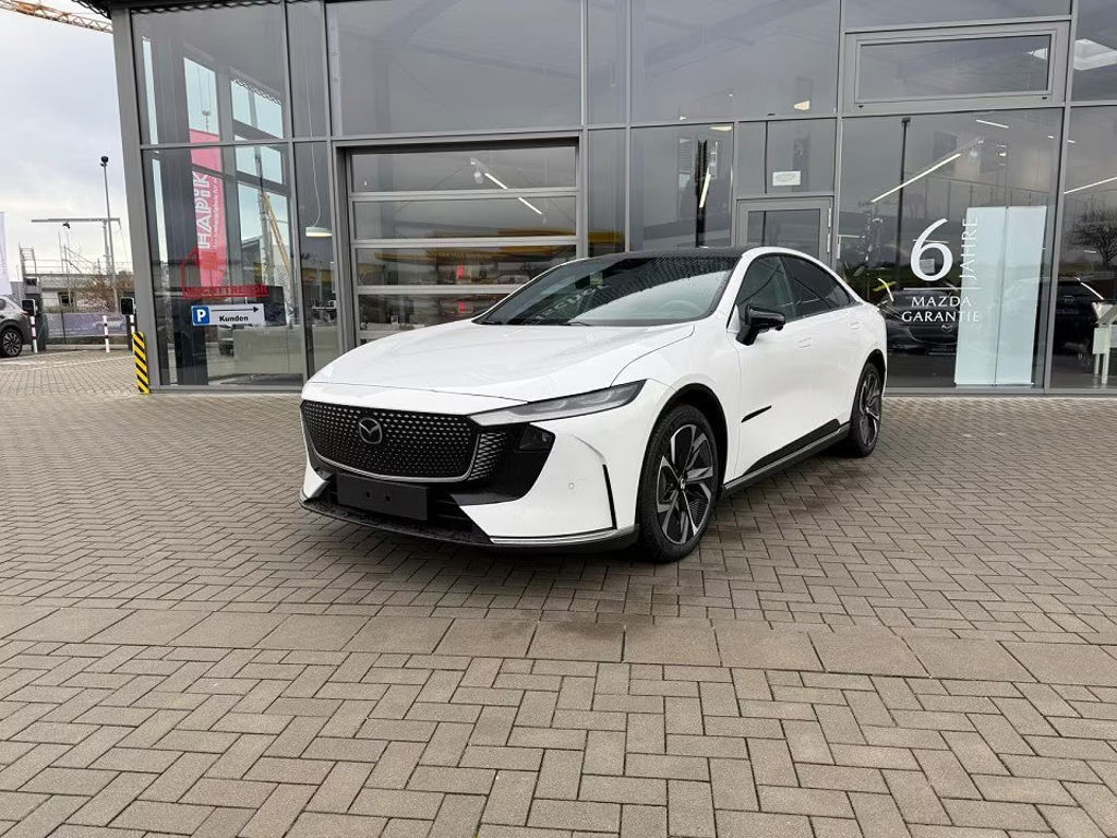 Mazda 6e