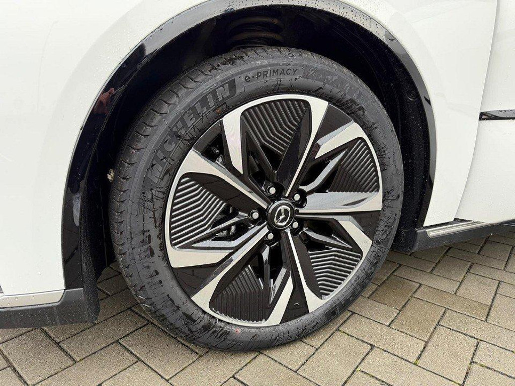 Mazda 6e