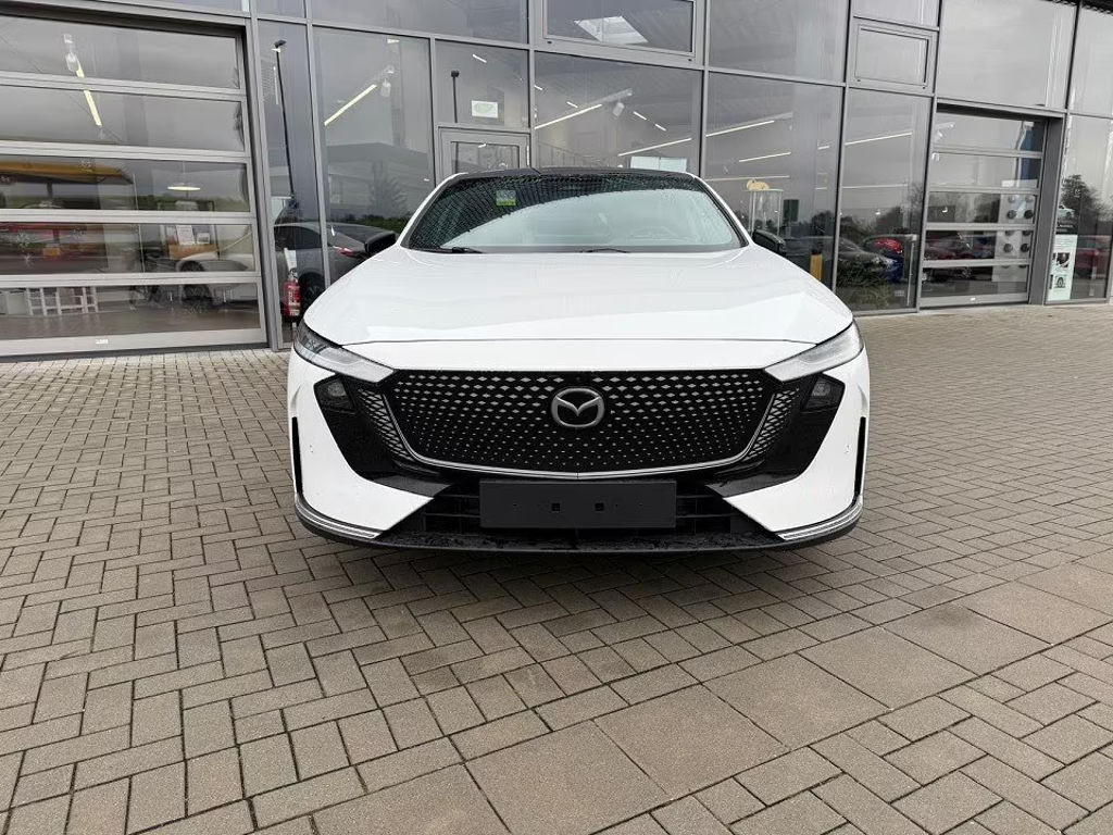 Mazda 6e