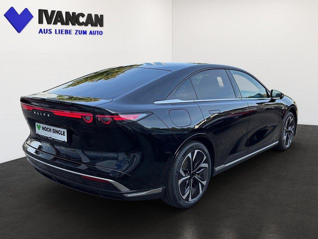 Mazda 6e