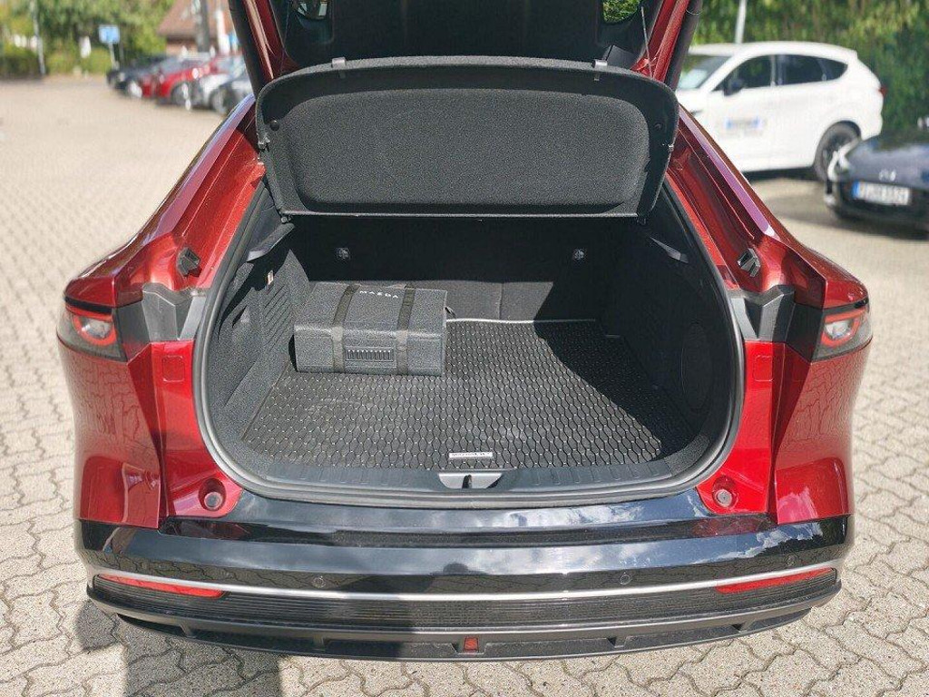Mazda 6e