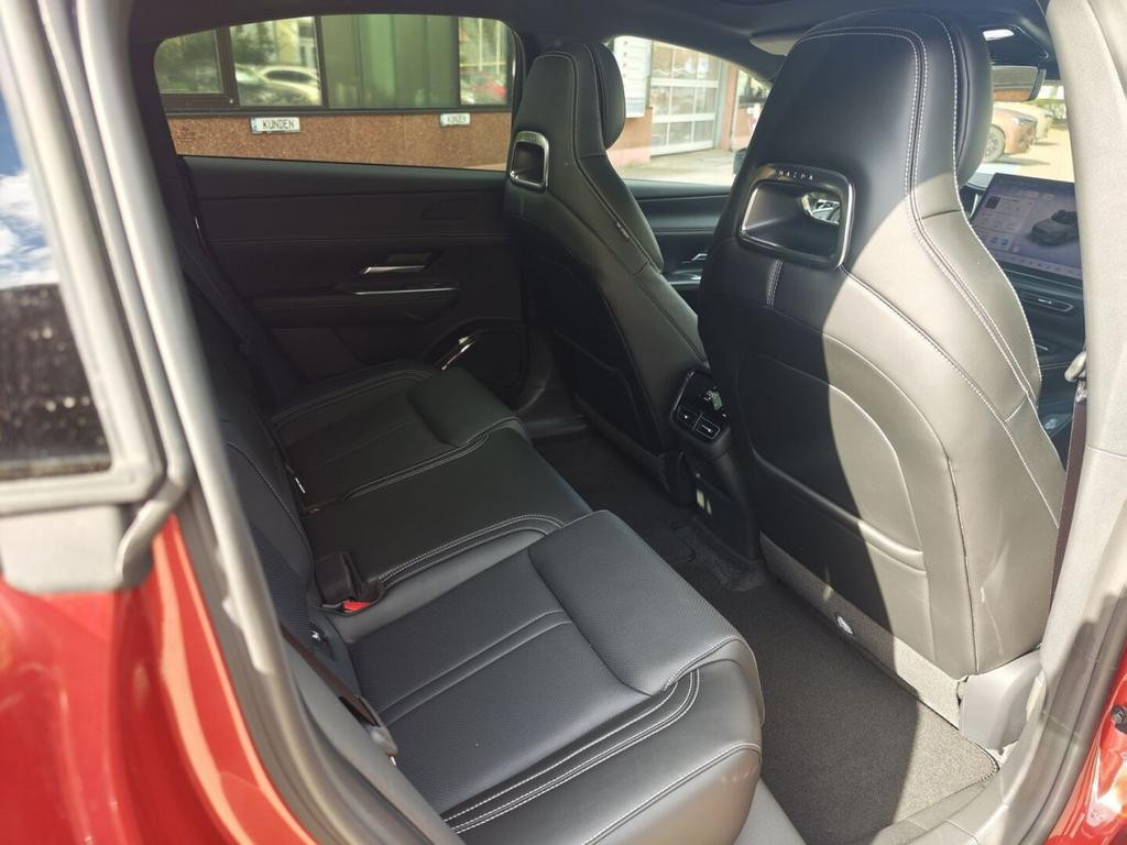 Mazda 6e