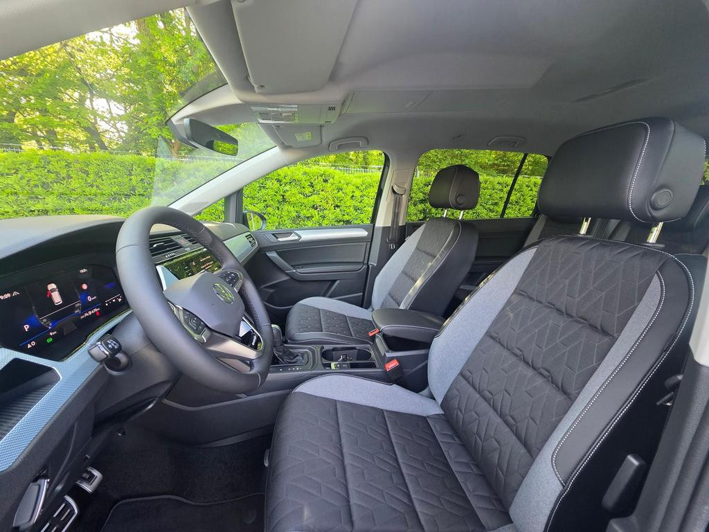 Volkswagen Touran DSG ACT 7-zitter