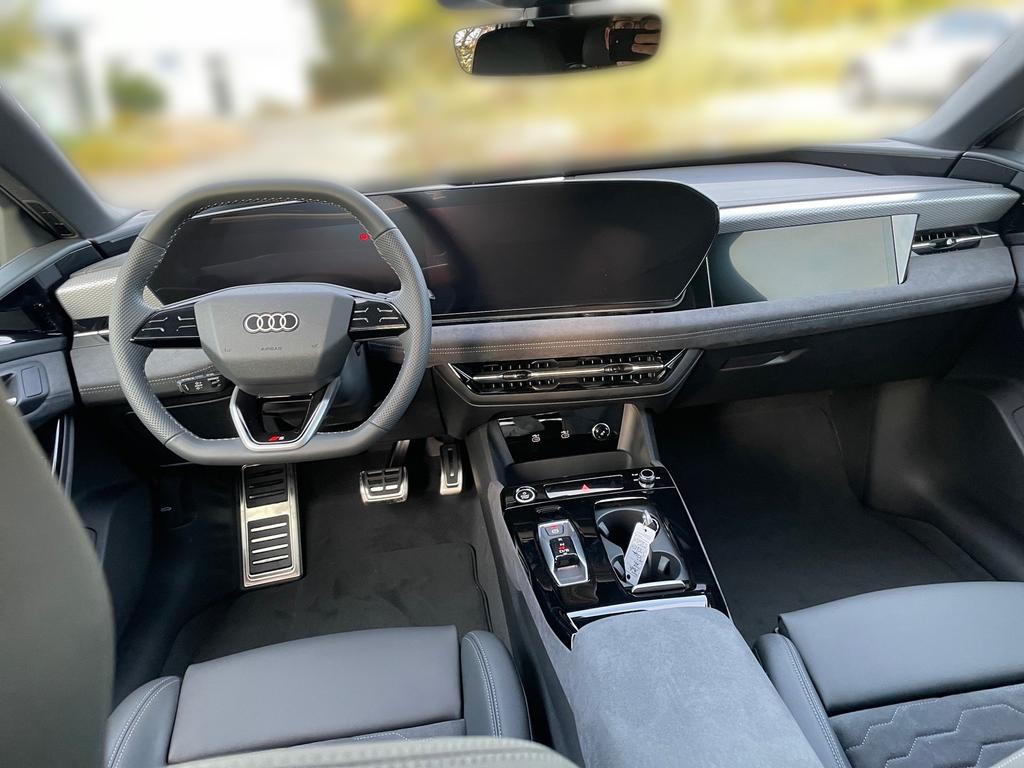 Audi A6 e-tron