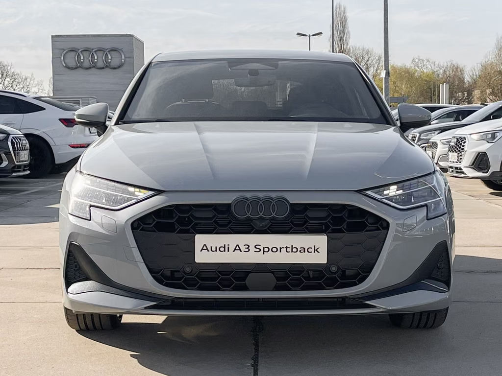 Audi A3 Sportback Sedan S-Tronic