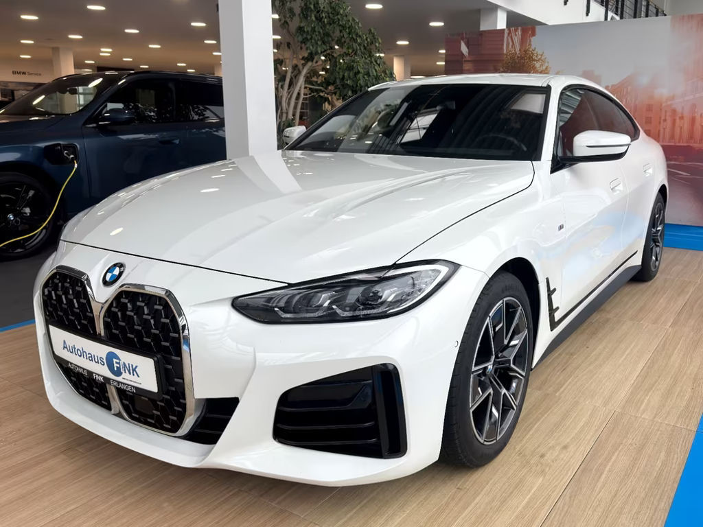 BMW 4 Serie 430 M-Sport xDrive Coupé Gran Coupé Sedan 430i