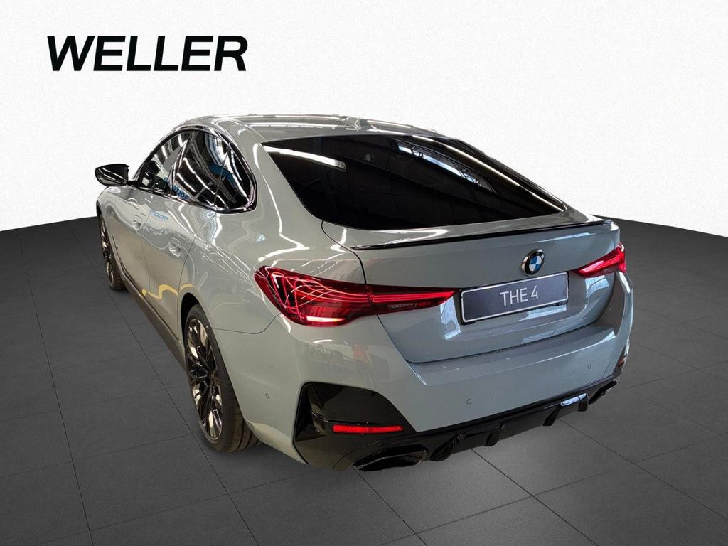 BMW M440