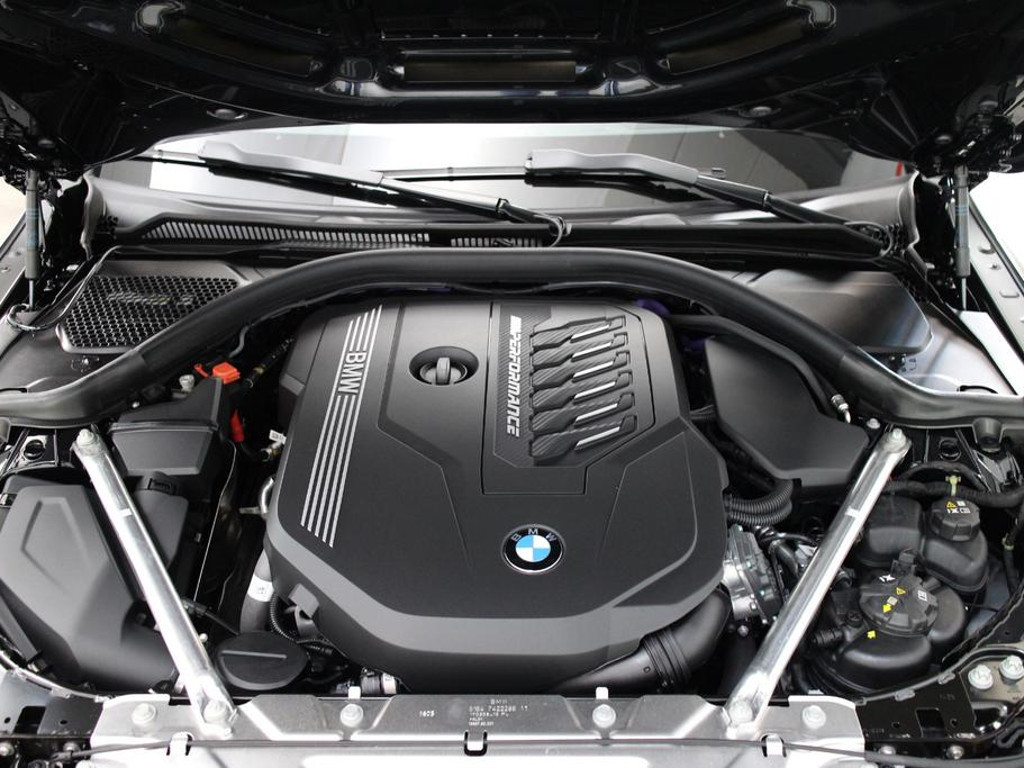 BMW M440