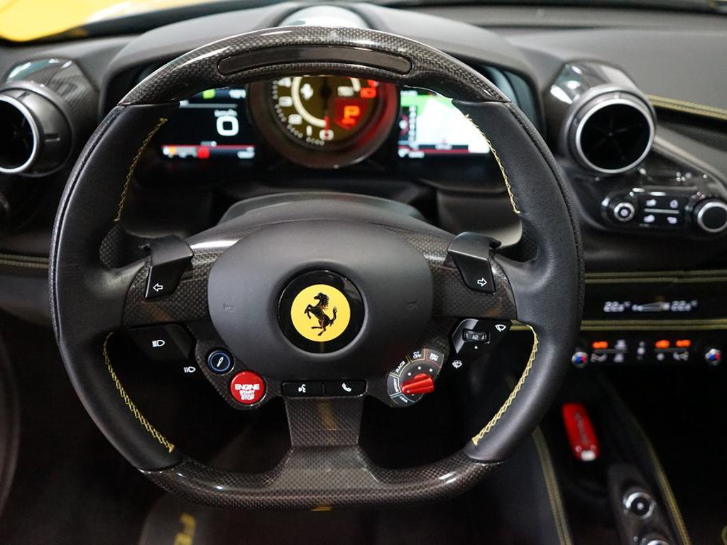 Ferrari F8