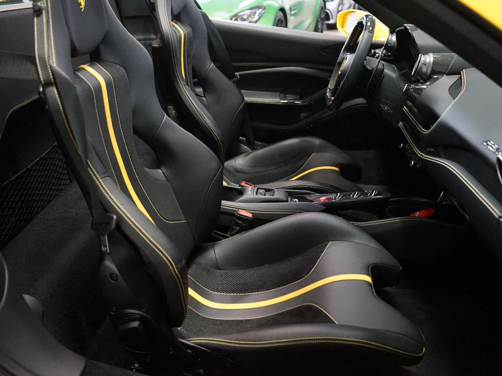 Ferrari F8