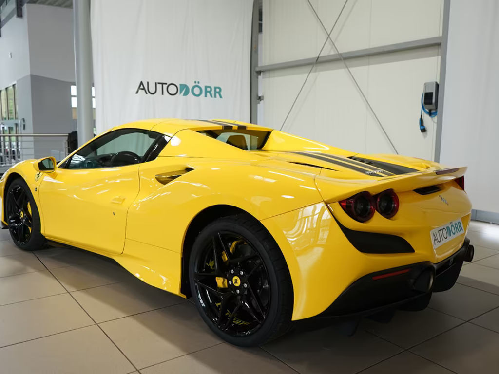 Ferrari F8