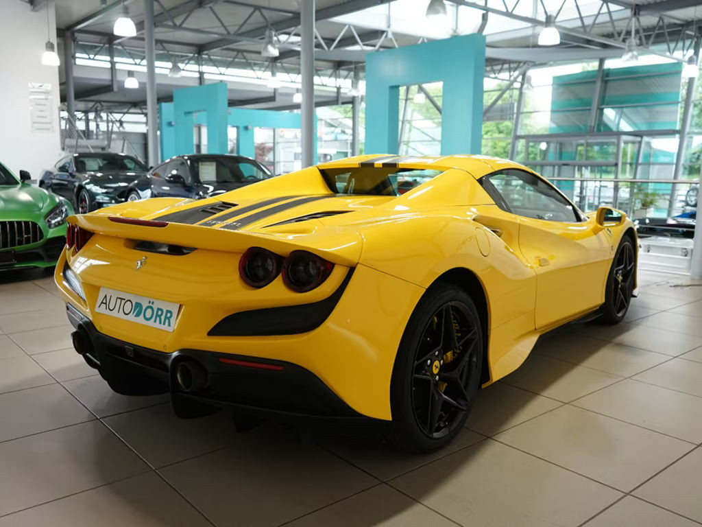 Ferrari F8