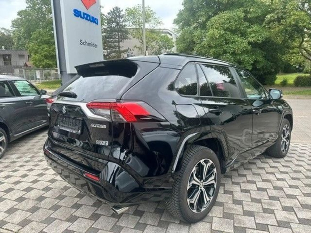 Suzuki Across