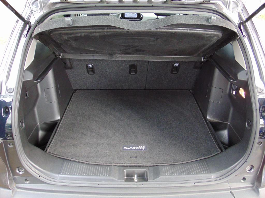 Suzuki S-Cross