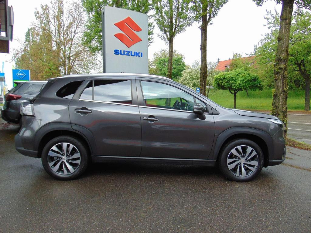 Suzuki S-Cross
