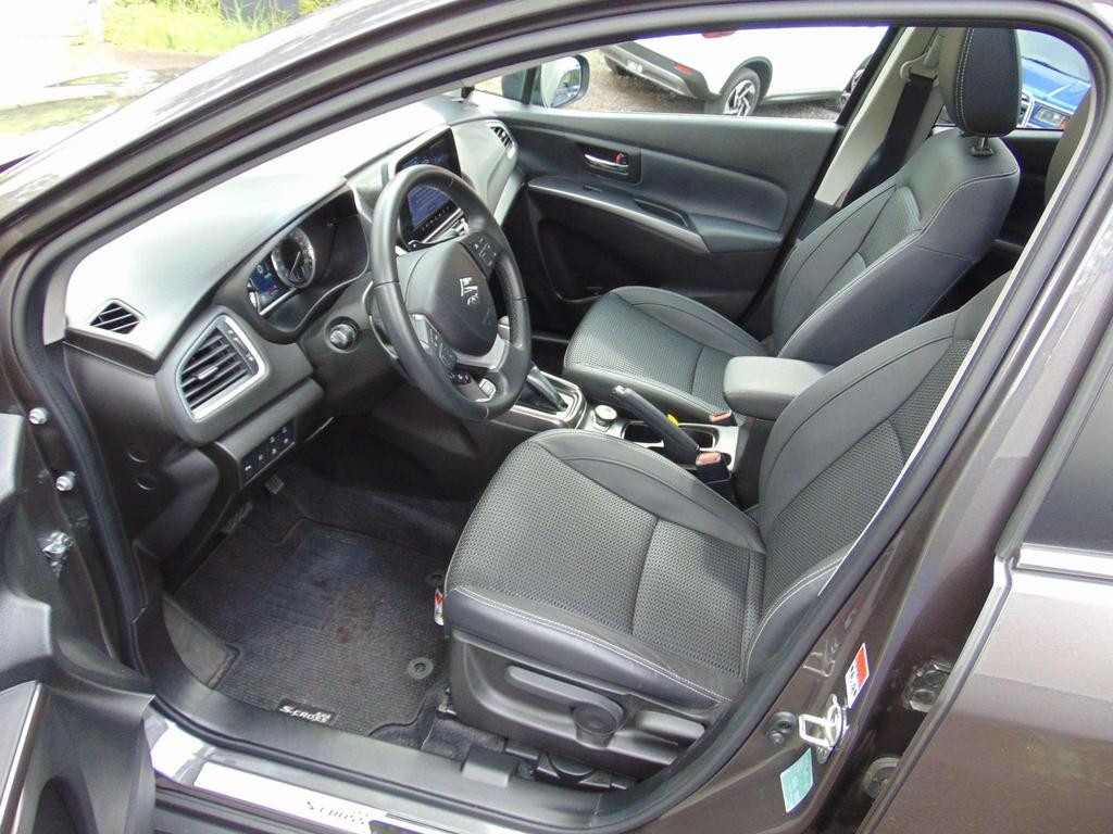 Suzuki S-Cross