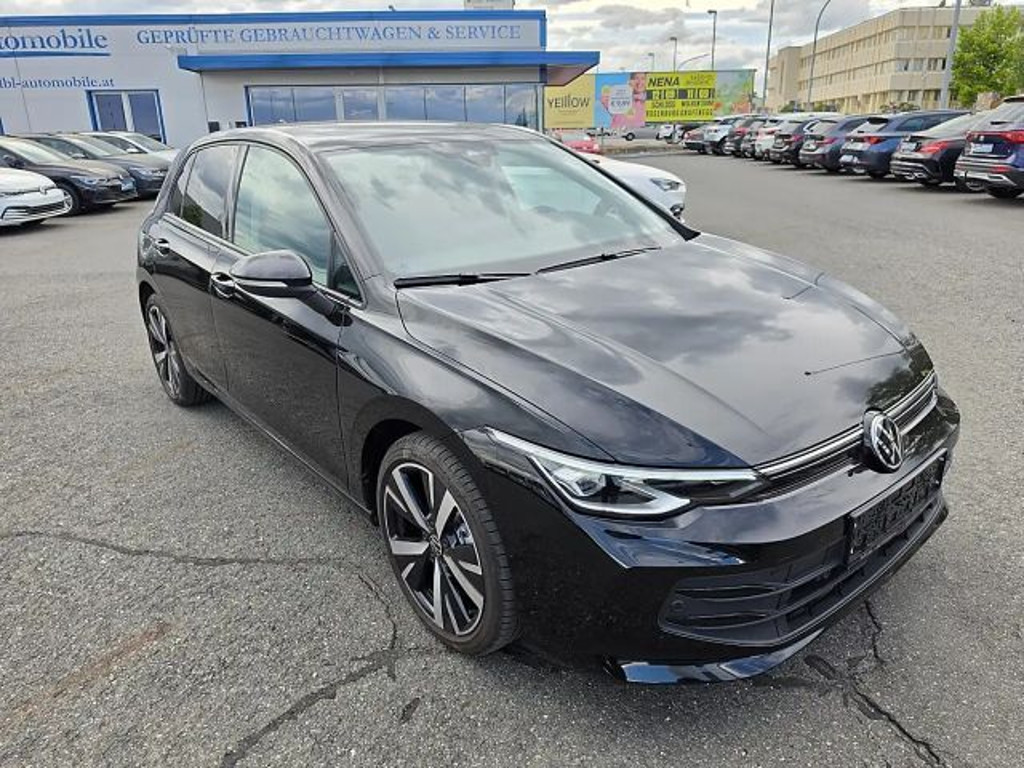 Volkswagen Golf Life ACT