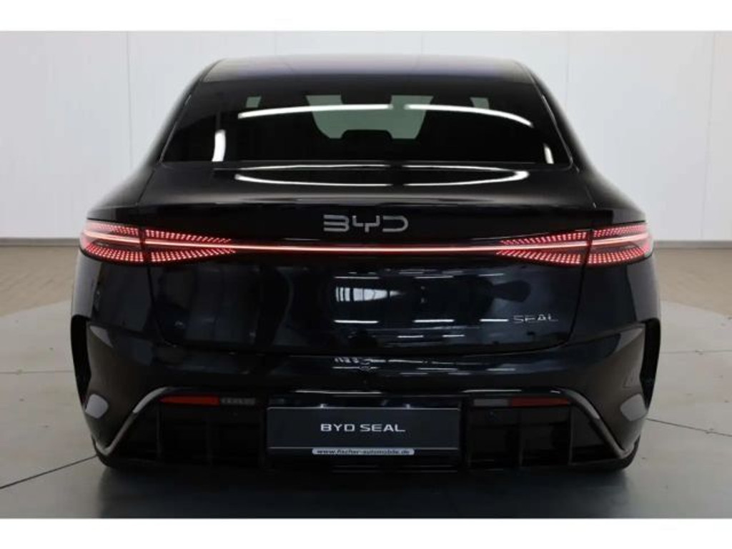 BYD Seal