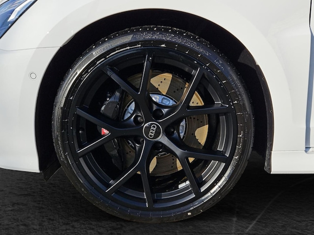 Audi RS3 Sedan Quattro S-Tronic