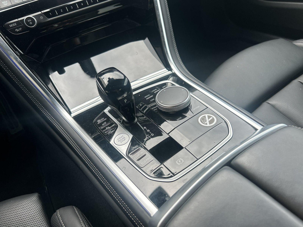 BMW M850
