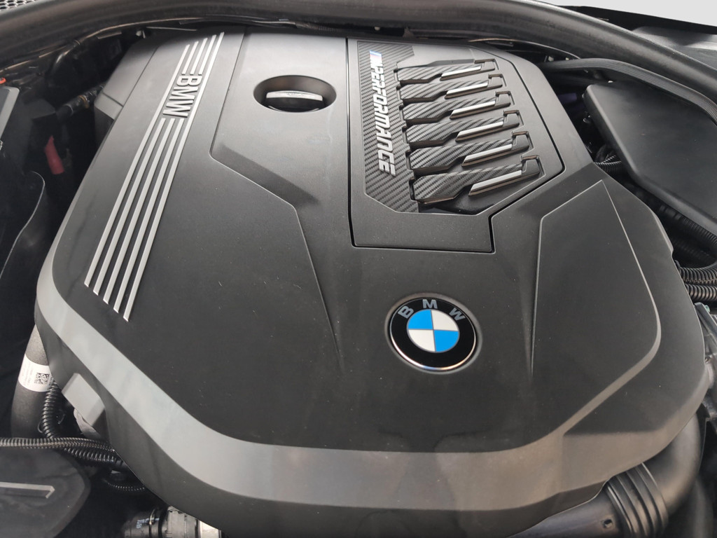 BMW M440