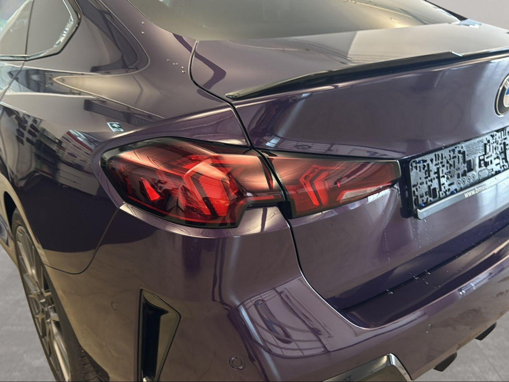 BMW M235