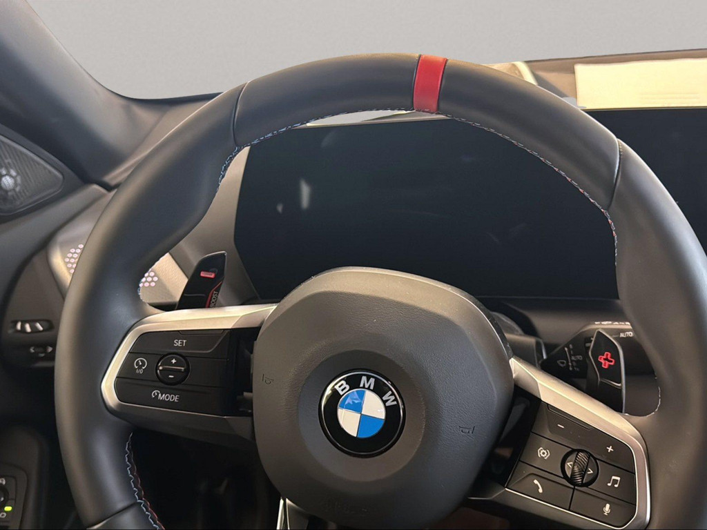 BMW M235