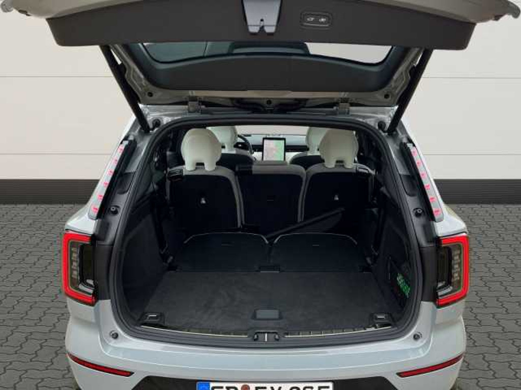 Volvo EX90