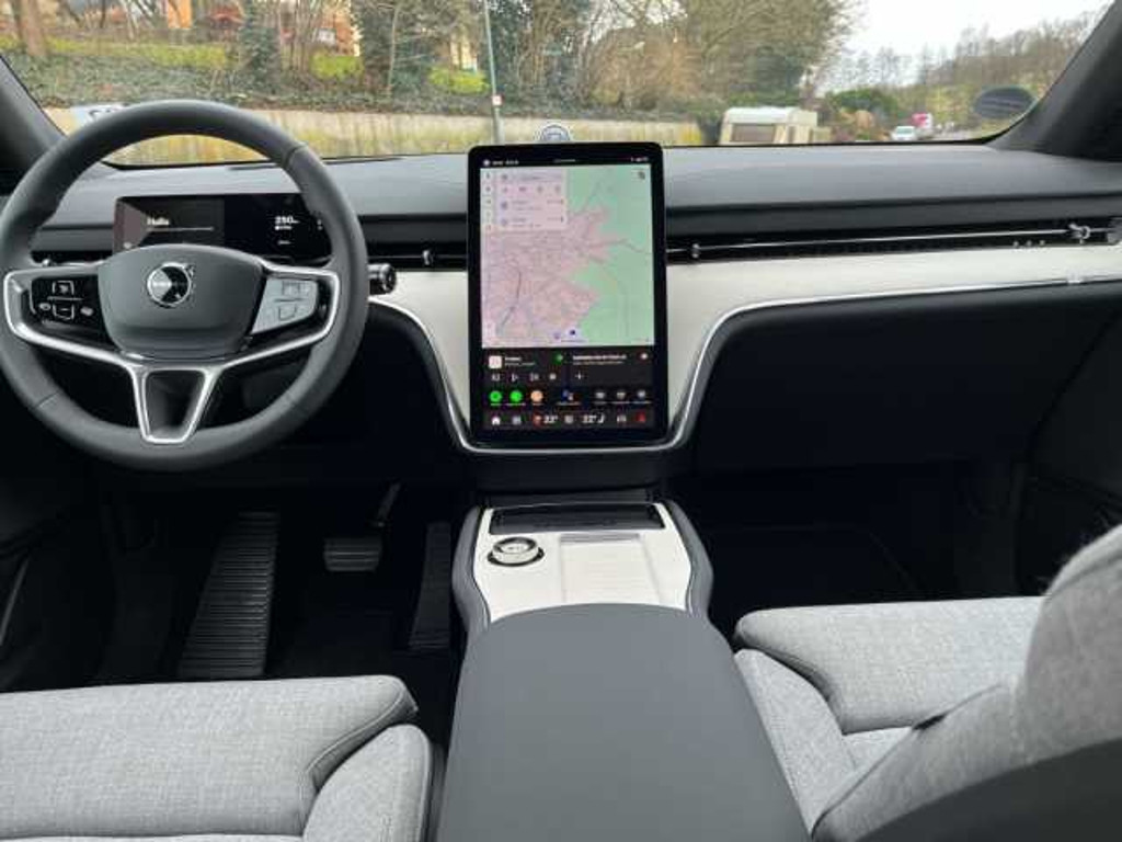 Volvo EX90
