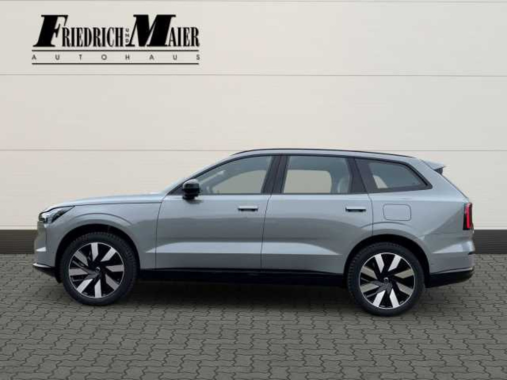 Volvo EX90
