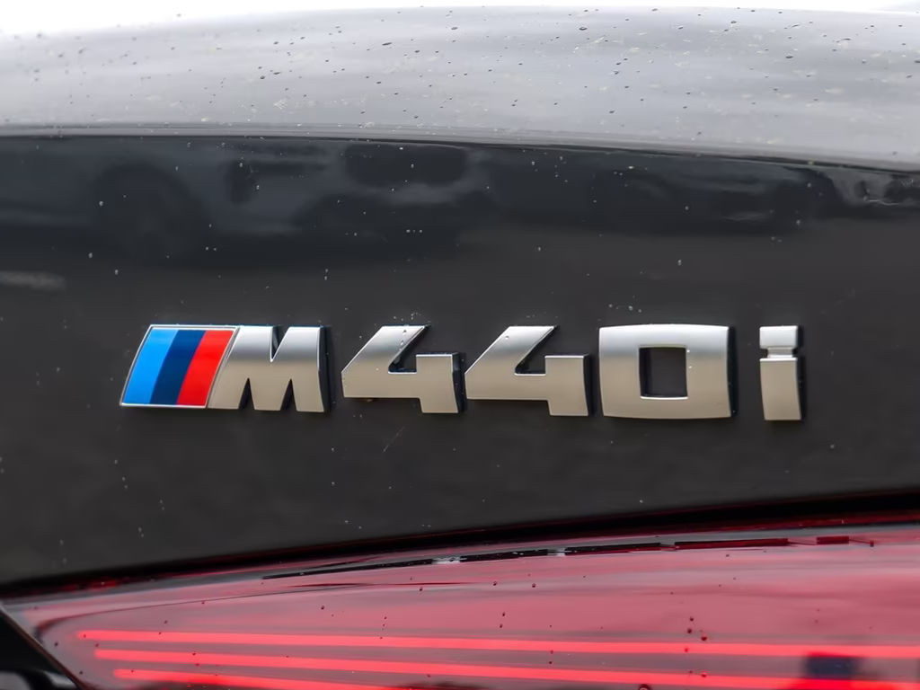 BMW M440