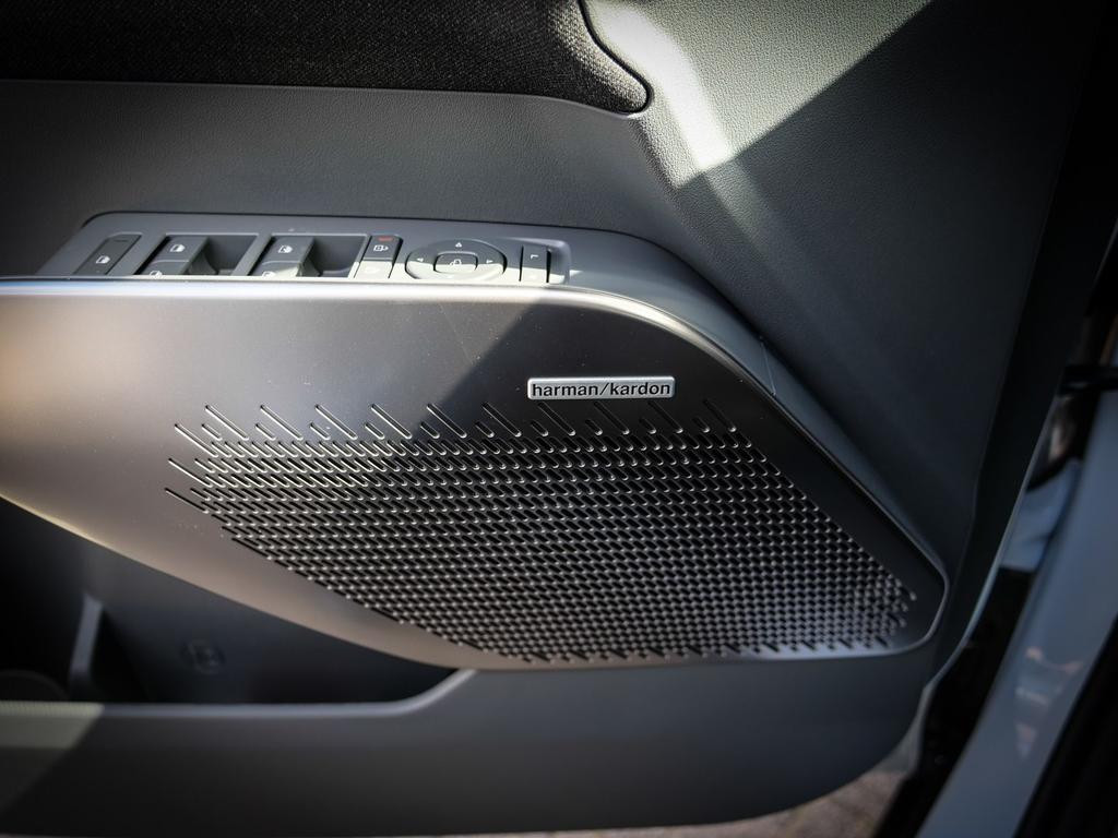 Kia EV2