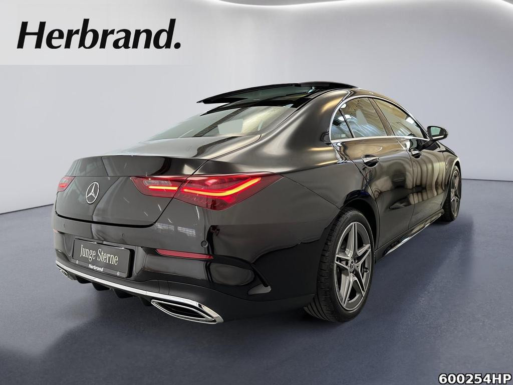Mercedes-Benz CLA-Klasse CLA 180 AMG Line Coupé