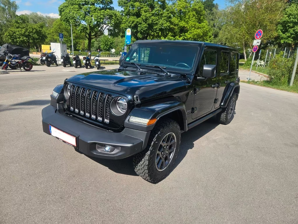 Jeep Wrangler Sahara