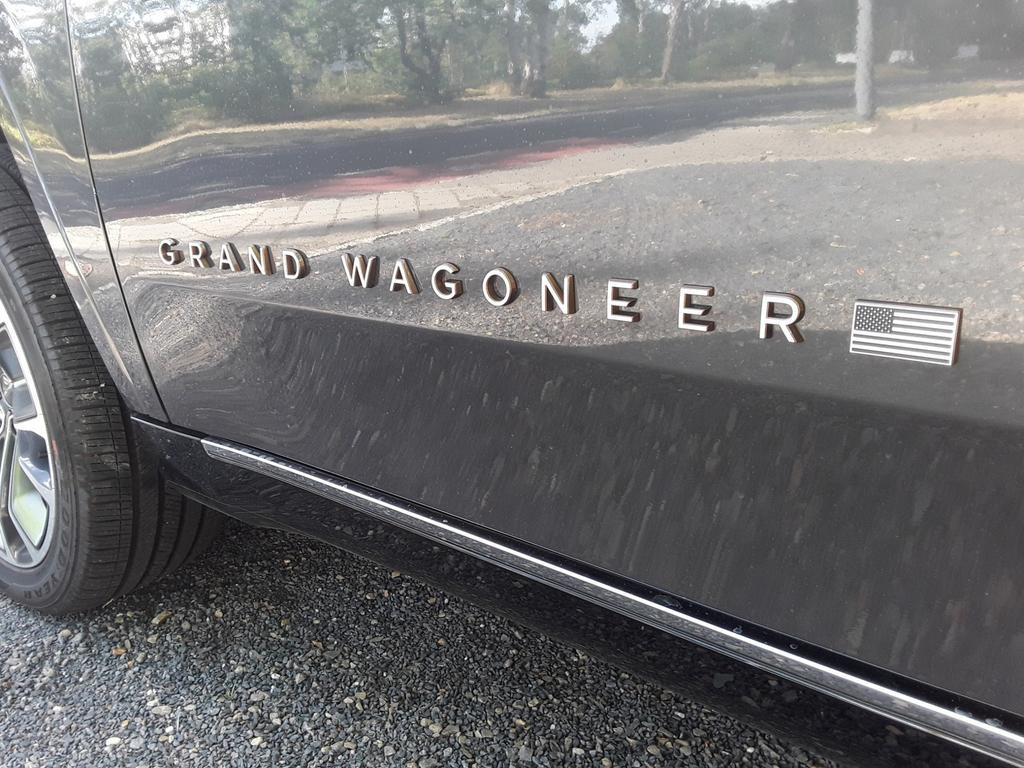 Jeep Wagoneer