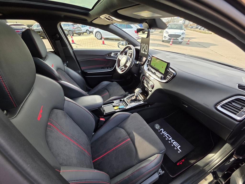 Kia ProCeed