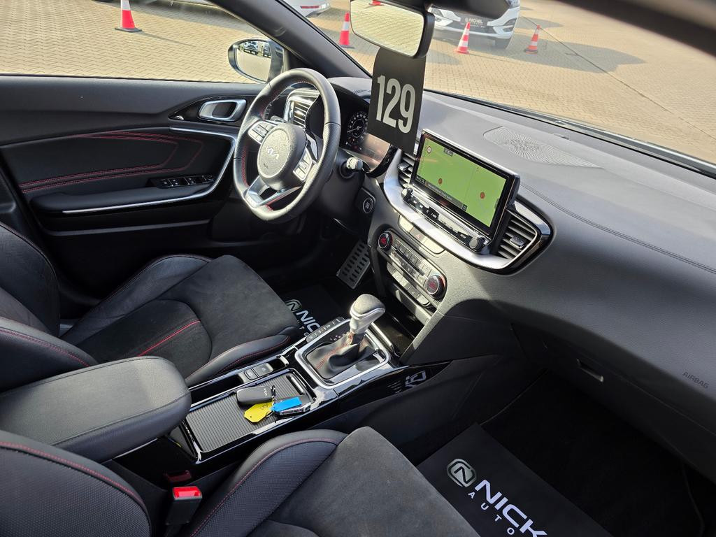 Kia ProCeed