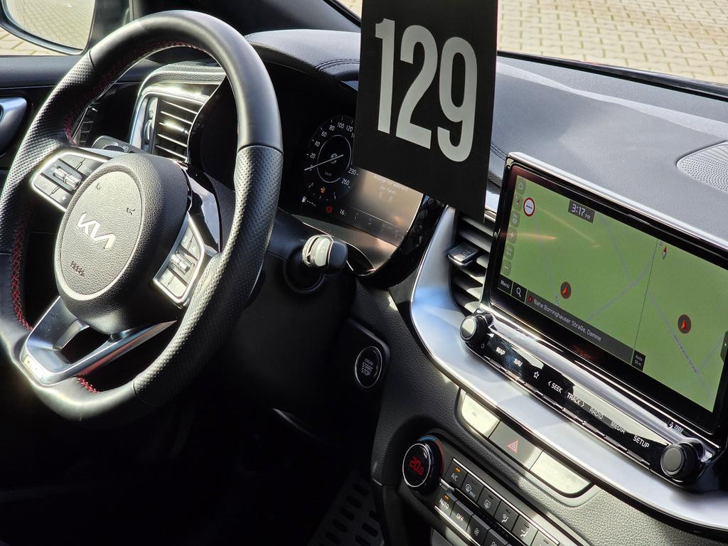 Kia ProCeed